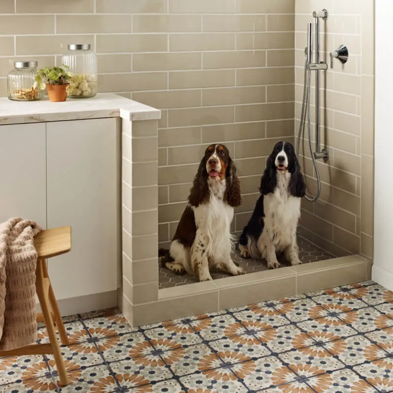 Dog shower | Puckett's Flooring