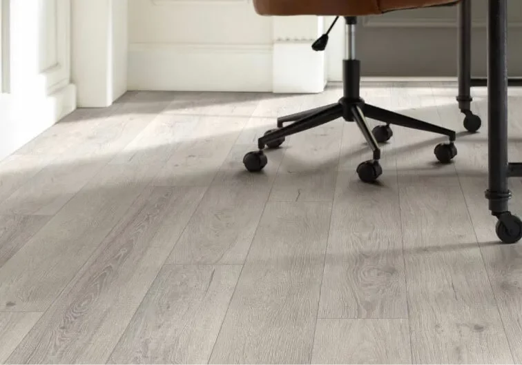 Office hardwood | Puckett's Flooring